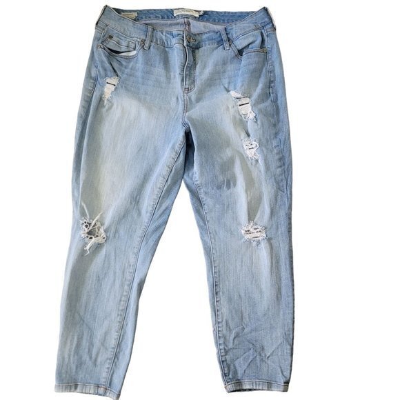 Torrid Womens Plus Size 20 Girlfriend Jeans Ripped Destruction - Picture 2 of 10